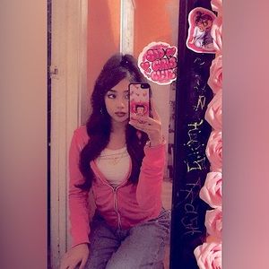 Meet your Posher, Leslie